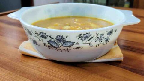 One Pot Aloo Saagu Recipe is a comforting and flavorful dish from Udupi cuisine in Karnataka. This delightful curry combines the hearty goodness of potatoes with the nutty flavor of besan (gram flour), creating a creamy and mildly spiced curry that pairs perfectly with puris, rotis, or dosas.