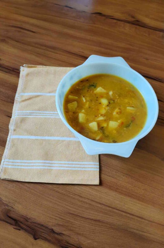 <strong>One Pot Aloo Saagu Recipe</strong>