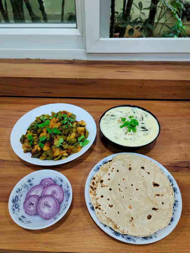 Cozy dinner ideas for two: By the window