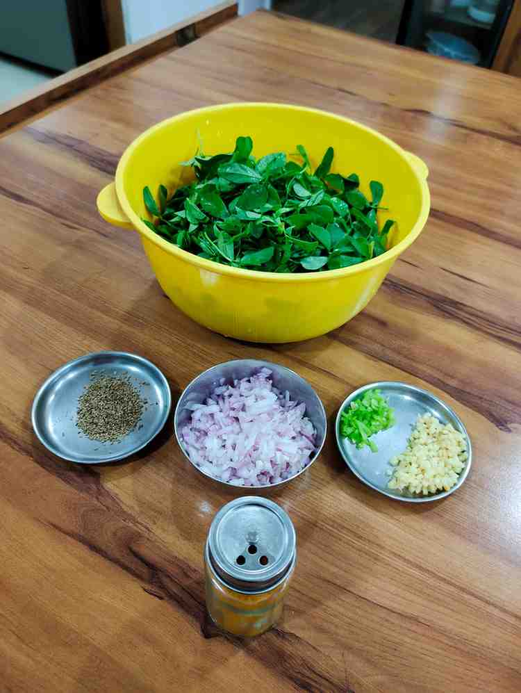 Methi Paratha Ingredients Methi Paratha Ingredients