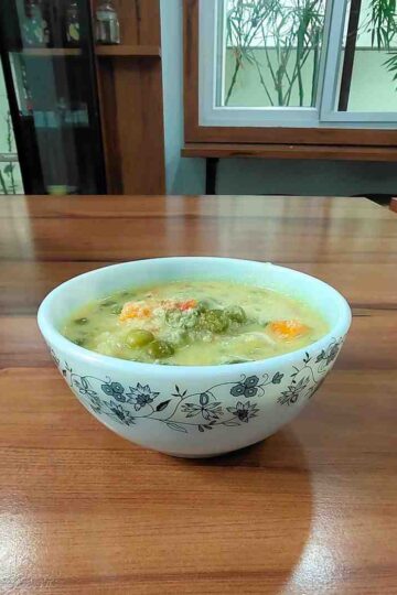 South Indian Vegetable Korma is a delightful, aromatic dish that brings together an array of vegetables, whole spices, and a creamy coconut-based sauce.