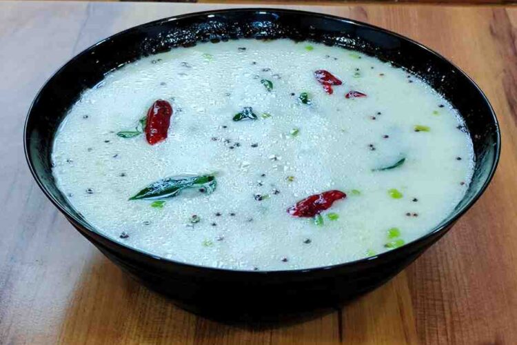 Discover the authentic taste of Odisha with this refreshing Dahi Pakhala Bhata recipe! A cooling, probiotic-rich rice dish perfect for hot summer days.