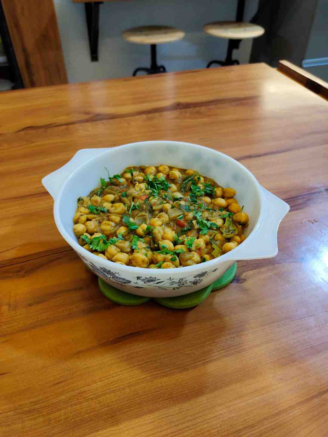 Discover this authentic Punjabi Chole recipe, a rich and aromatic chickpea curry loaded with bold spices. Perfect with bhature, puris, or rice!