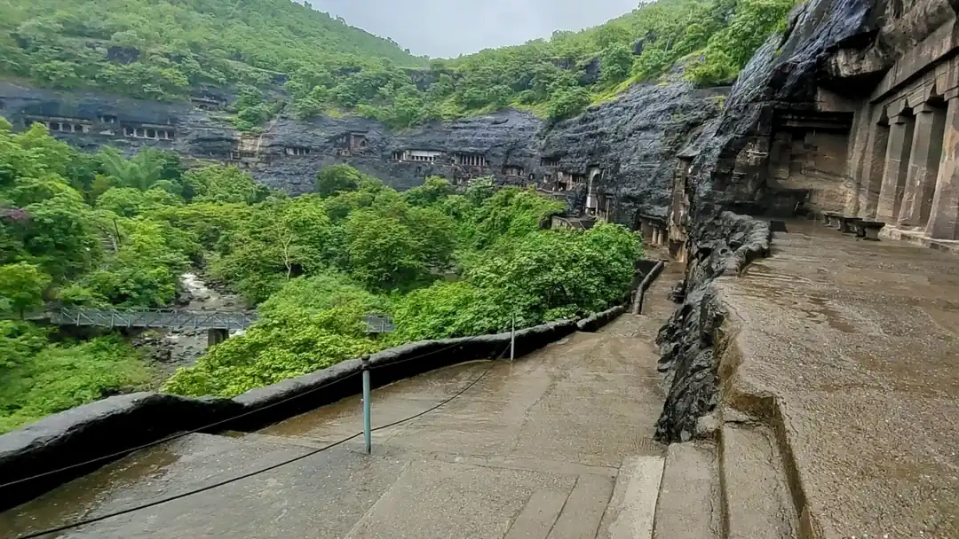 Ajanta Caves: One-Day Itinerary, History & Cave-by-Cave Guide