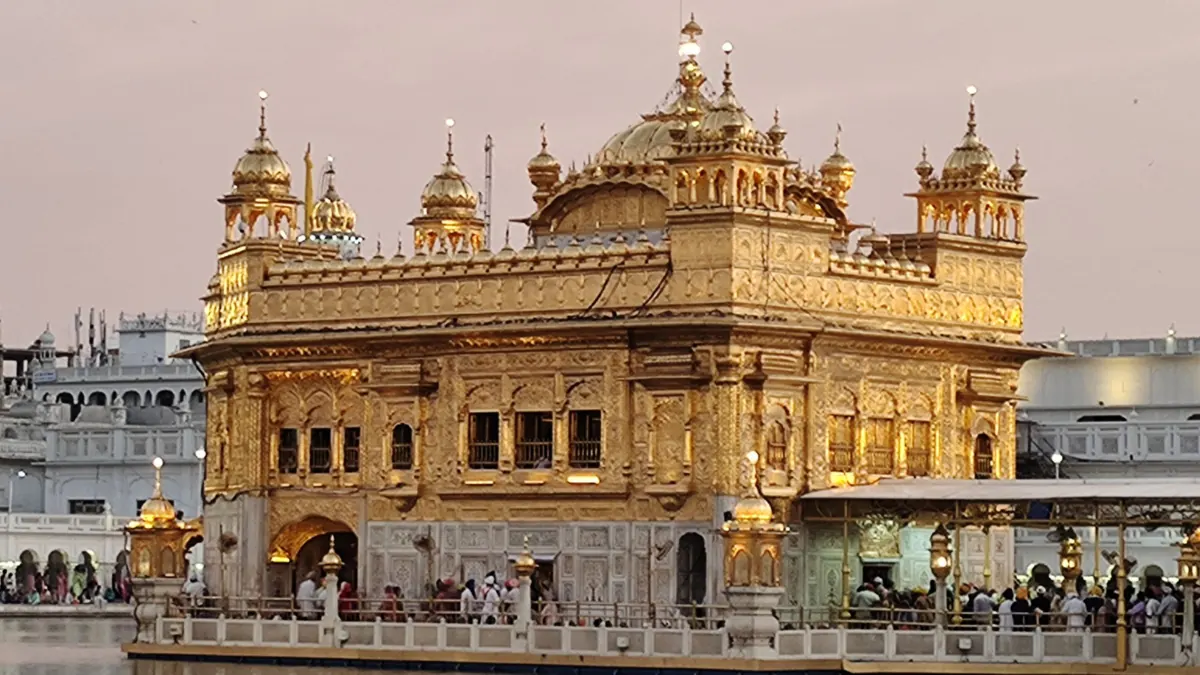 Amritsar Travel Guide: Best Places to Visit, Food & 3-Day Itinerary