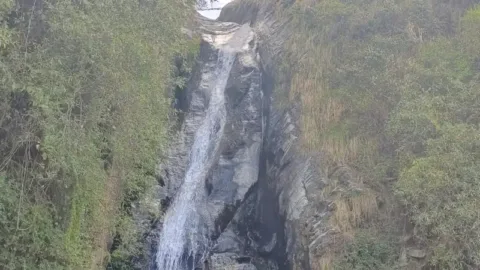 McLeodganj Itinerary: Bhagsu Waterfall