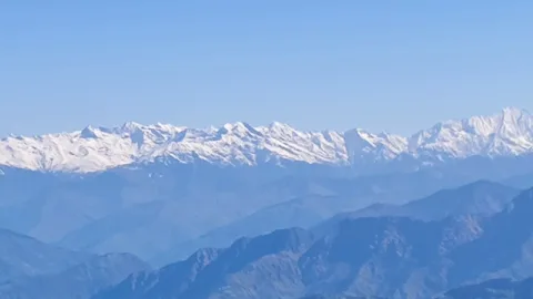 Dalhousie itinerary: snow peaks seen from Dainkund