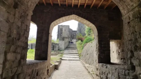 Archway inside Kangra Fort
