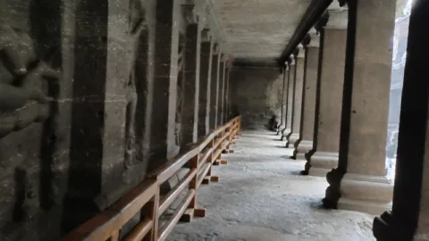 Ellora Kailasa Pillared Gallery