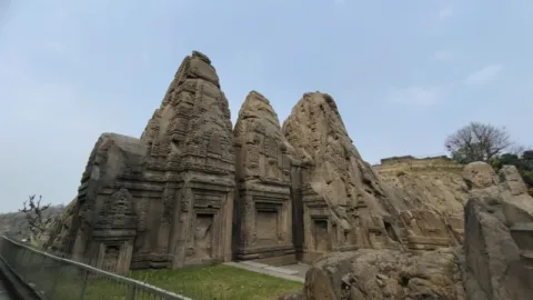 Dharamshala Itinerary: Masroor Rock-Cut Temple