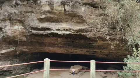 Mawjymbuin Cave near Mawsynram, Meghalaya